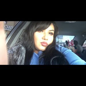 Meet your Posher, Kelly